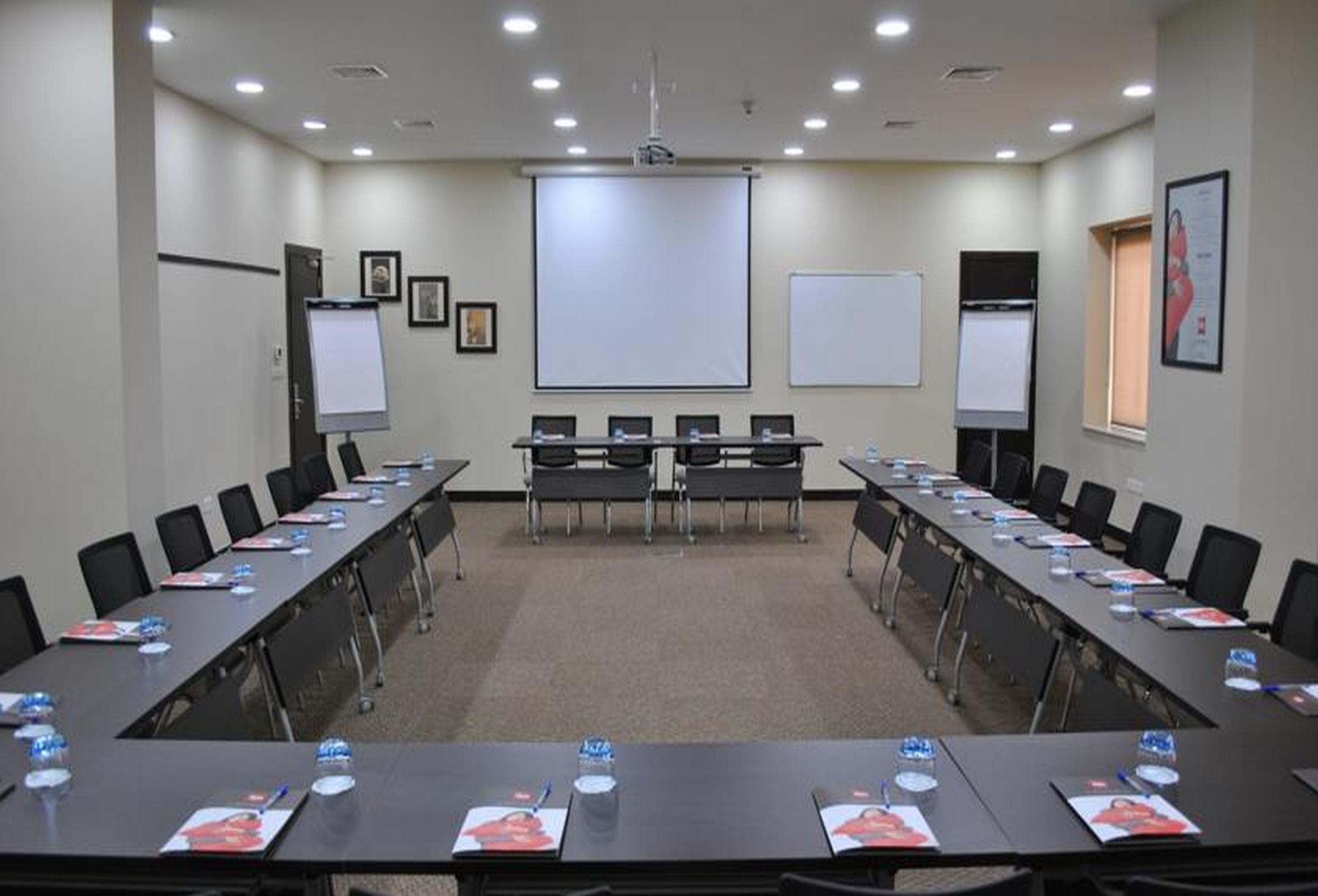 Ibis Amman Hotel Ngoại thất bức ảnh